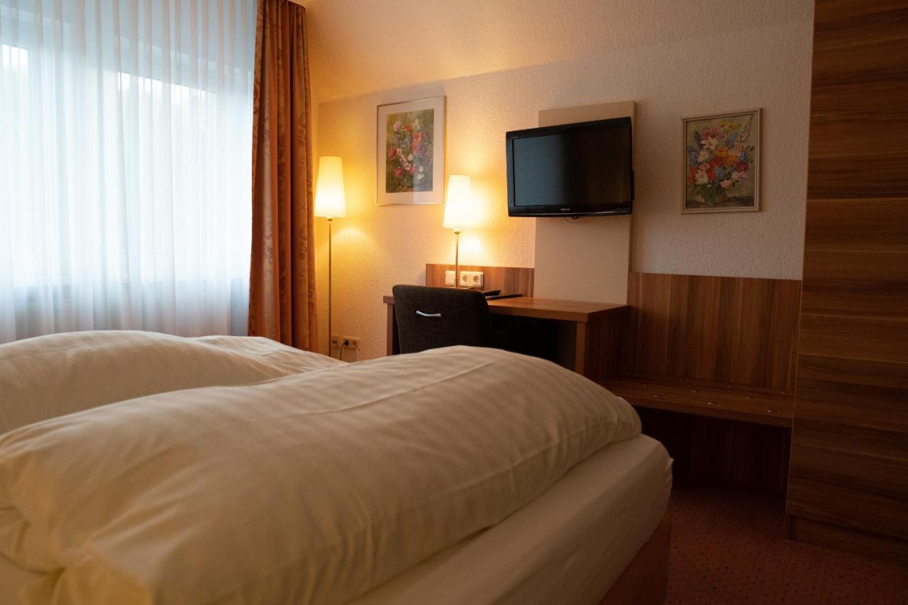 Hotel Jaegerhof บัดแฮร์สเฟลด์ ภายนอก รูปภาพ