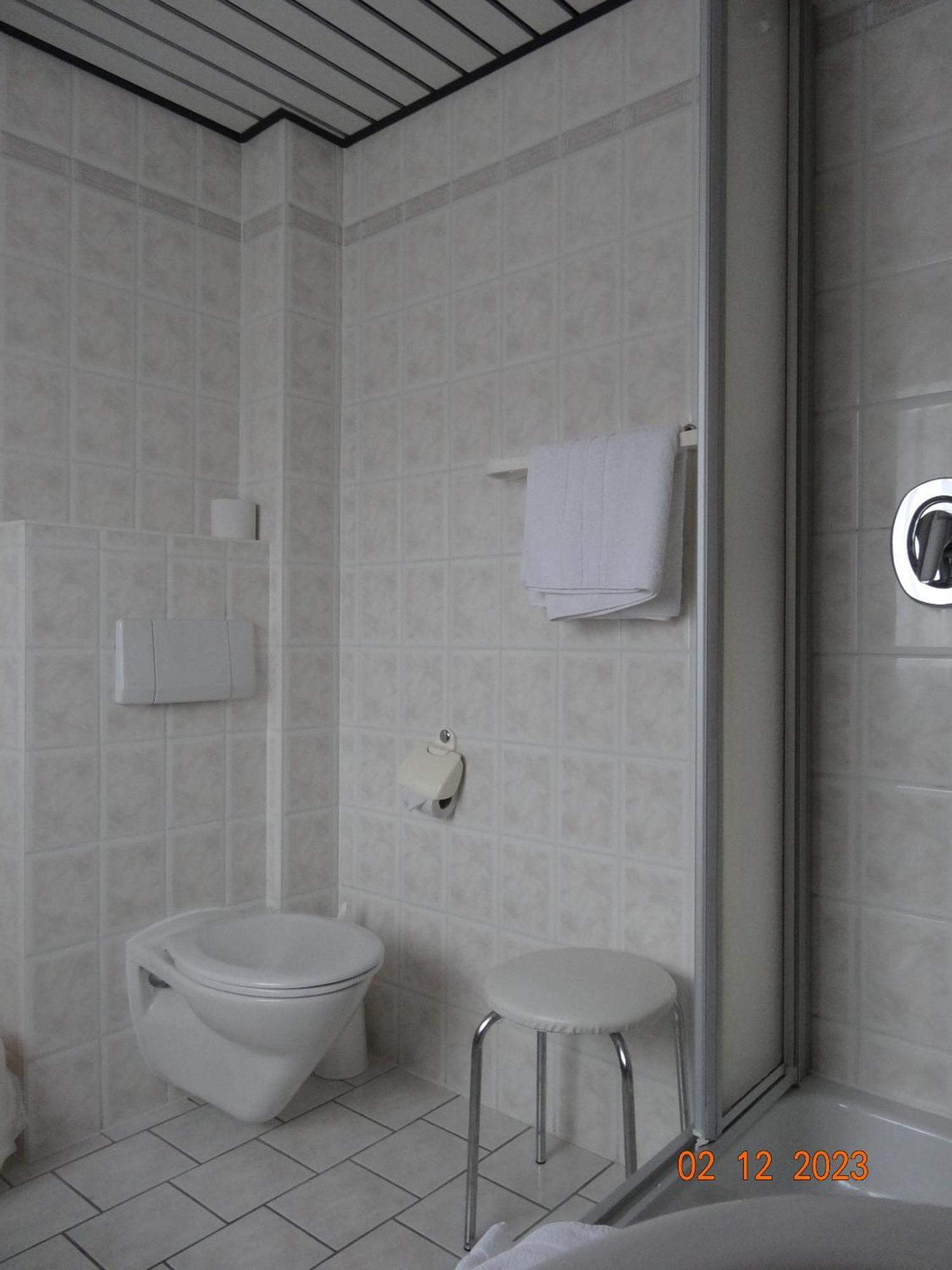 Hotel Jaegerhof บัดแฮร์สเฟลด์ ภายนอก รูปภาพ